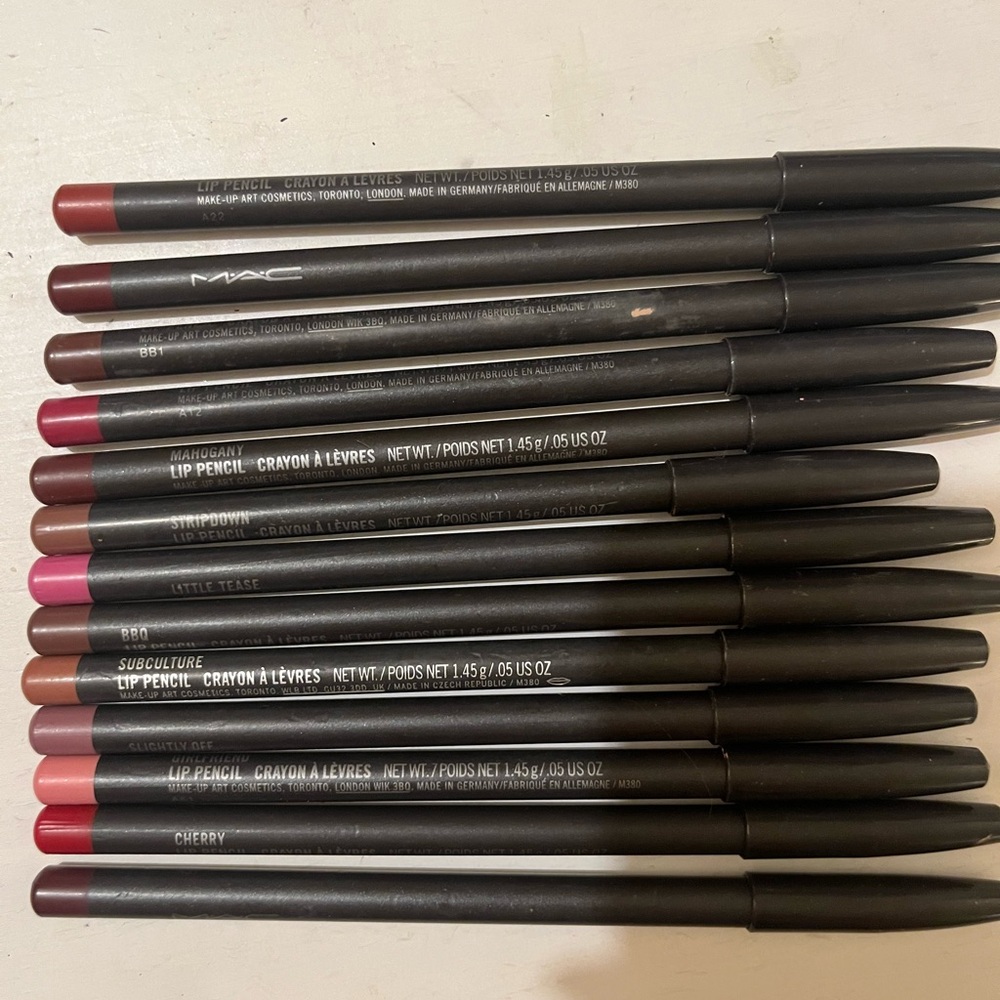 13 MAC Cosmetics Lip Pencils Assorted Pink, Red, Brown Shades